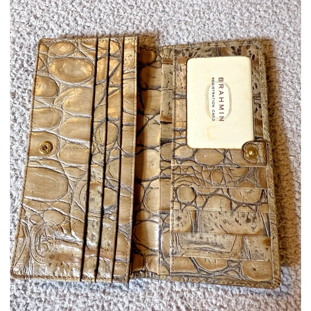 Brahmin Ady Wallet Croc Embossed Leather Tan Beige Cream Folding Bifold Nice